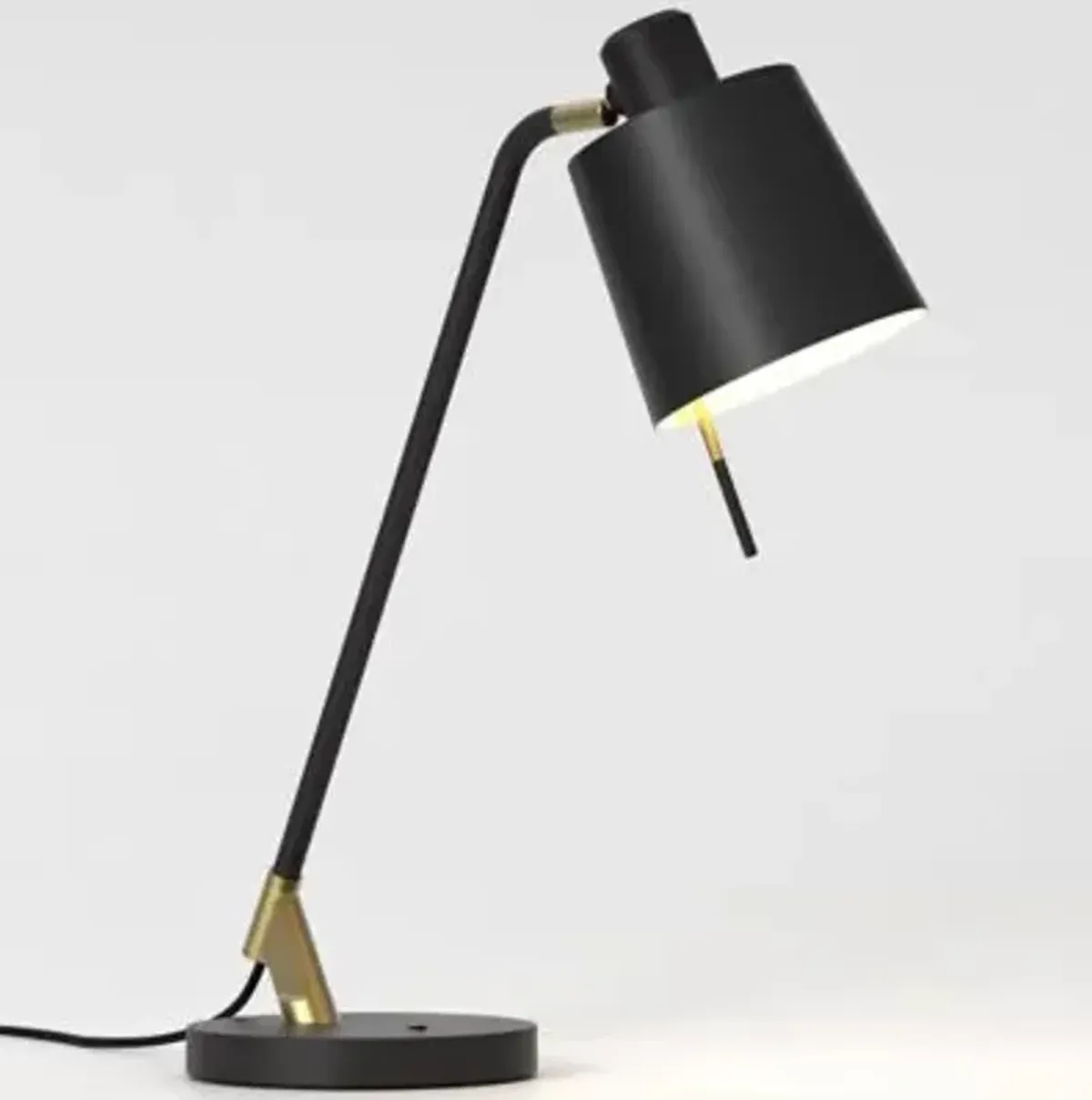 Edward Desk Lamp