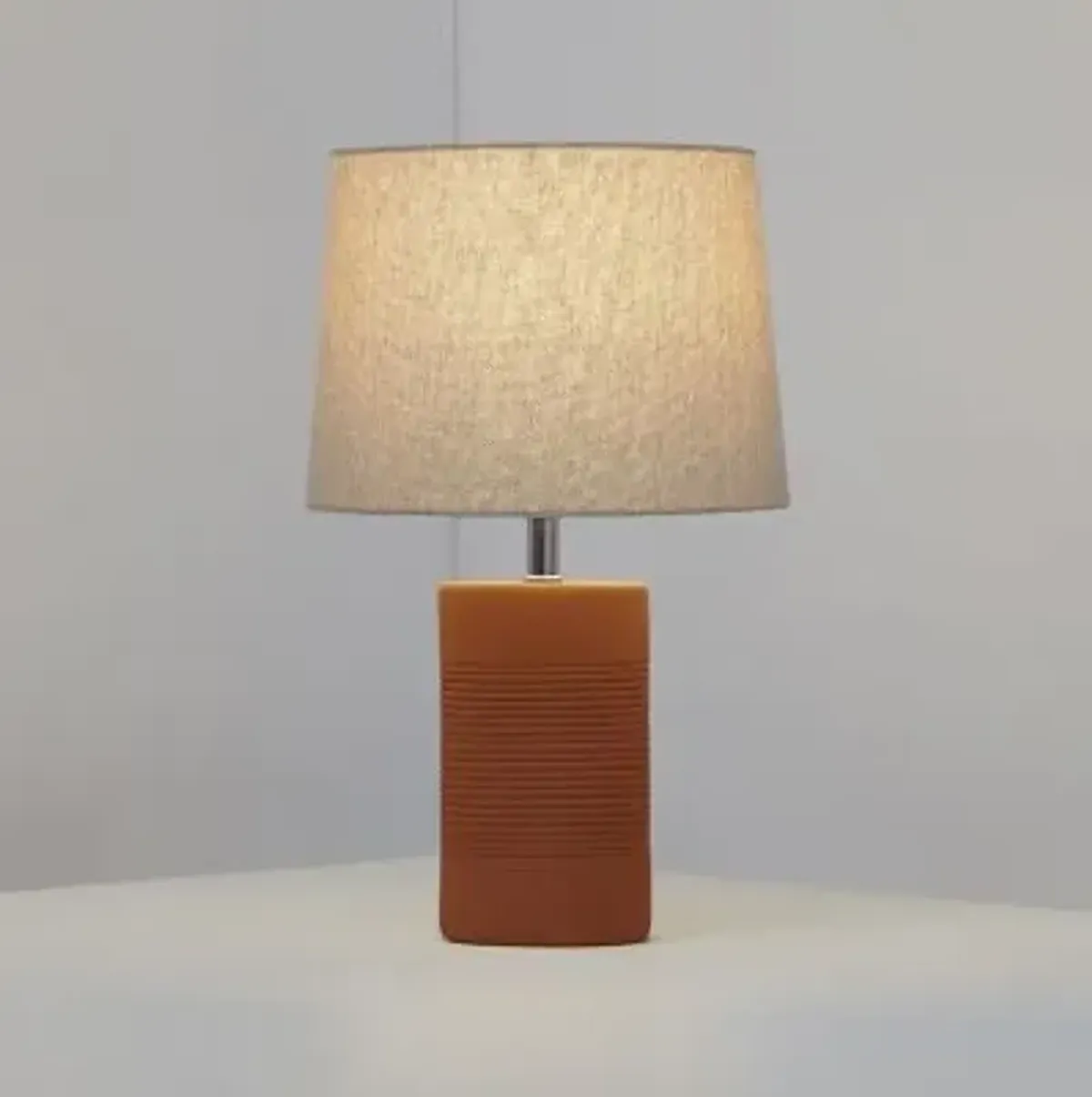 Jatobá Table Lamp