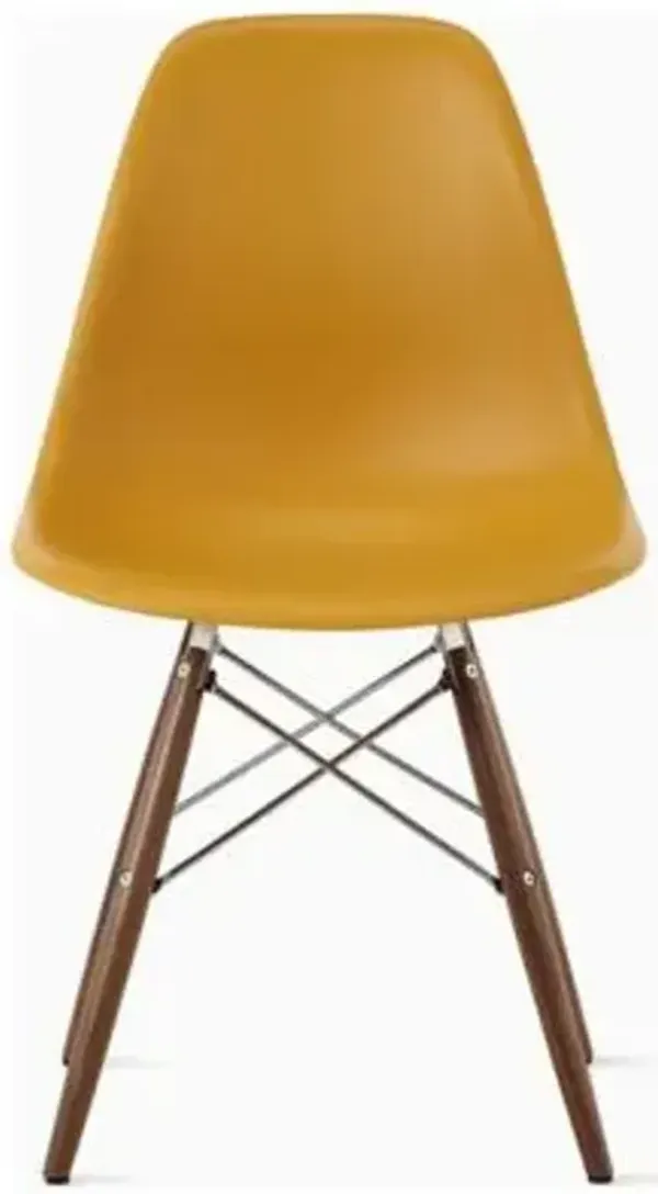 Eames Molded Plastic Side Chair with Dowel-Leg Bases
