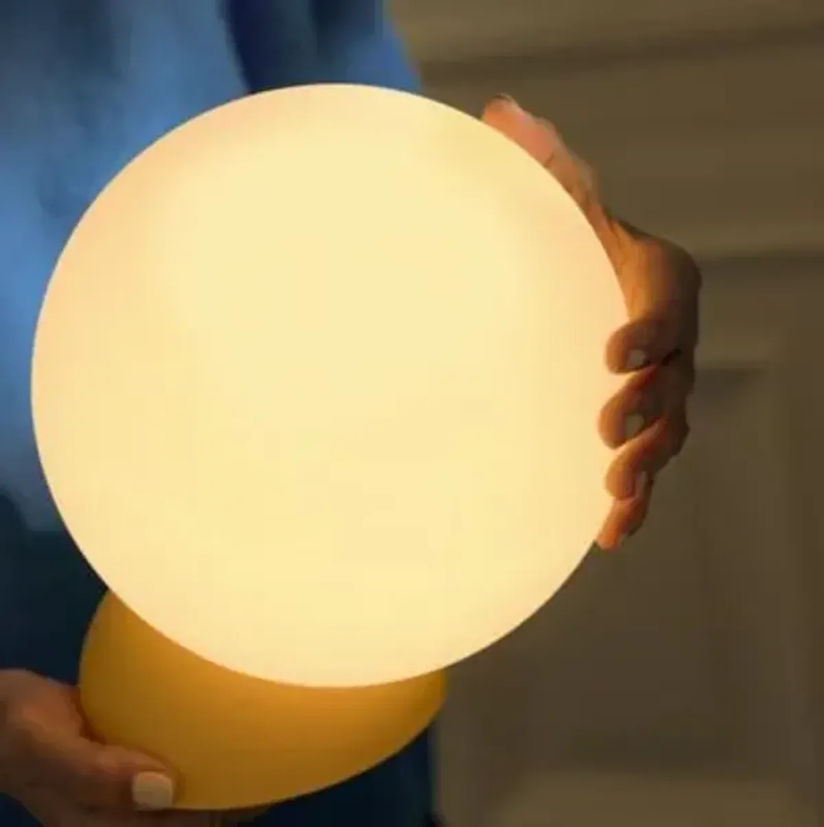 Cantilever Table Lamp