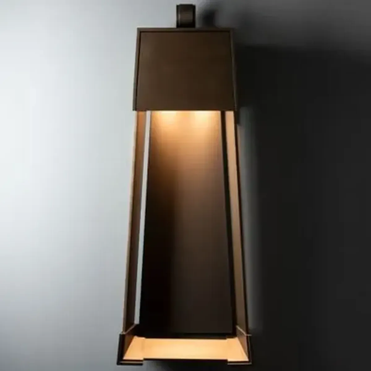 Revere Outdoor Wall Sconce