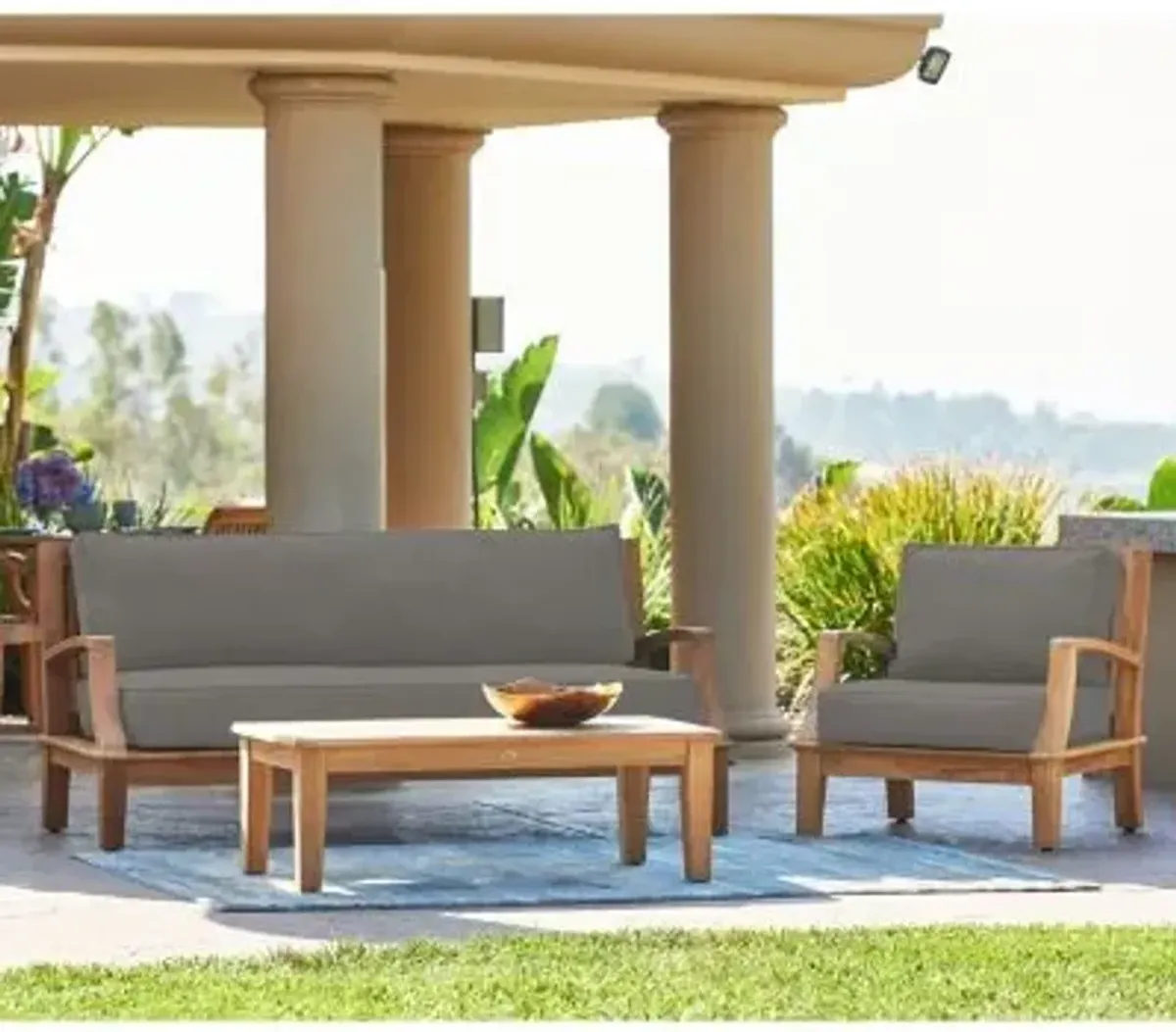 Grande Outdoor Sofa