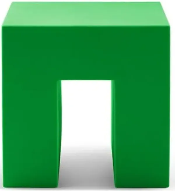 Vignelli Cube