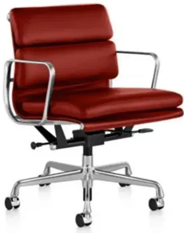 Eames Soft Pad Management Chair