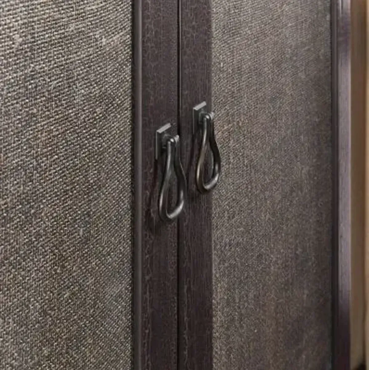 Big Sky Small Wardrobe