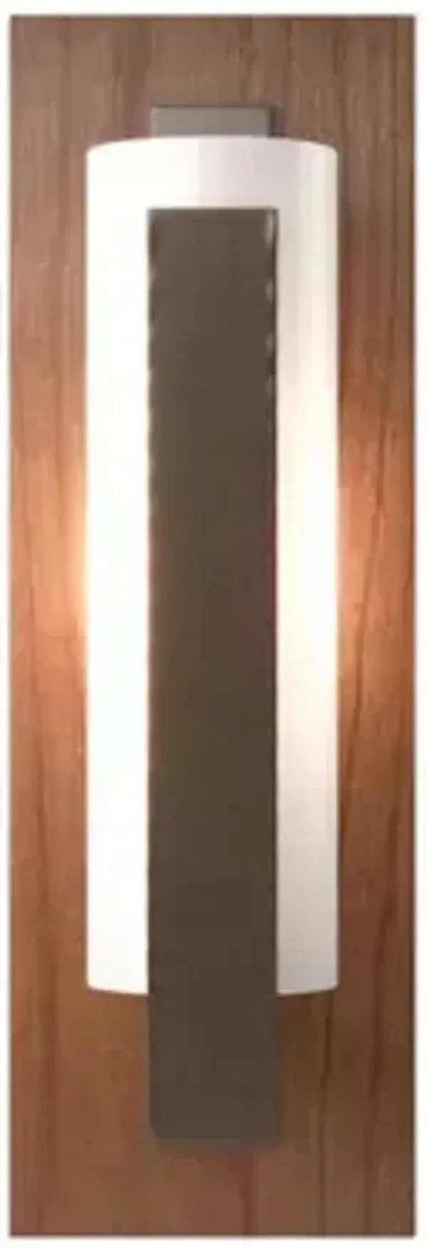 Vertical Bar Wall Sconce