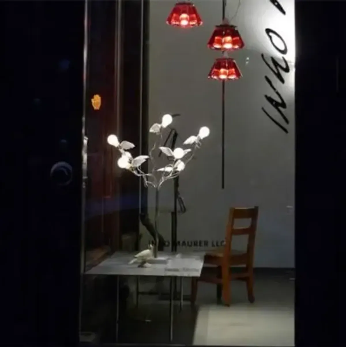 Birdie's Busch Table Lamp