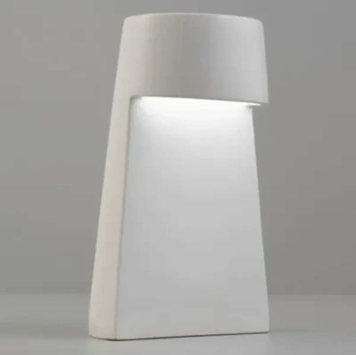 Beam LED Table Lamp