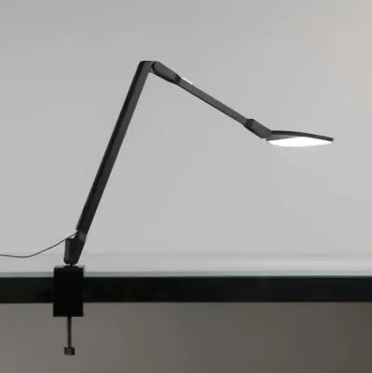 Splitty Reach LED Desk Lamp
