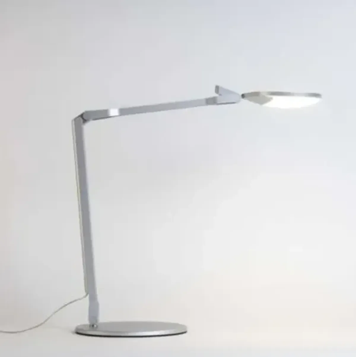 Splitty Reach LED Desk Lamp