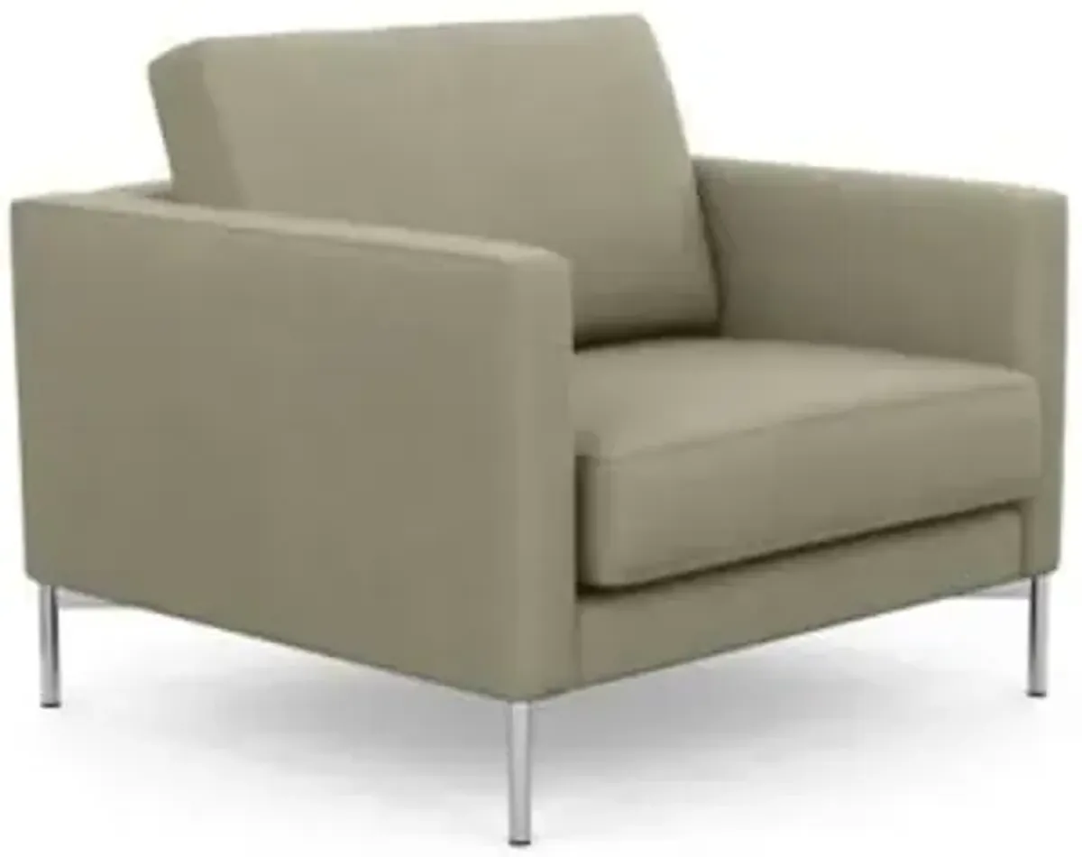 Divina Petite Lounge Chair