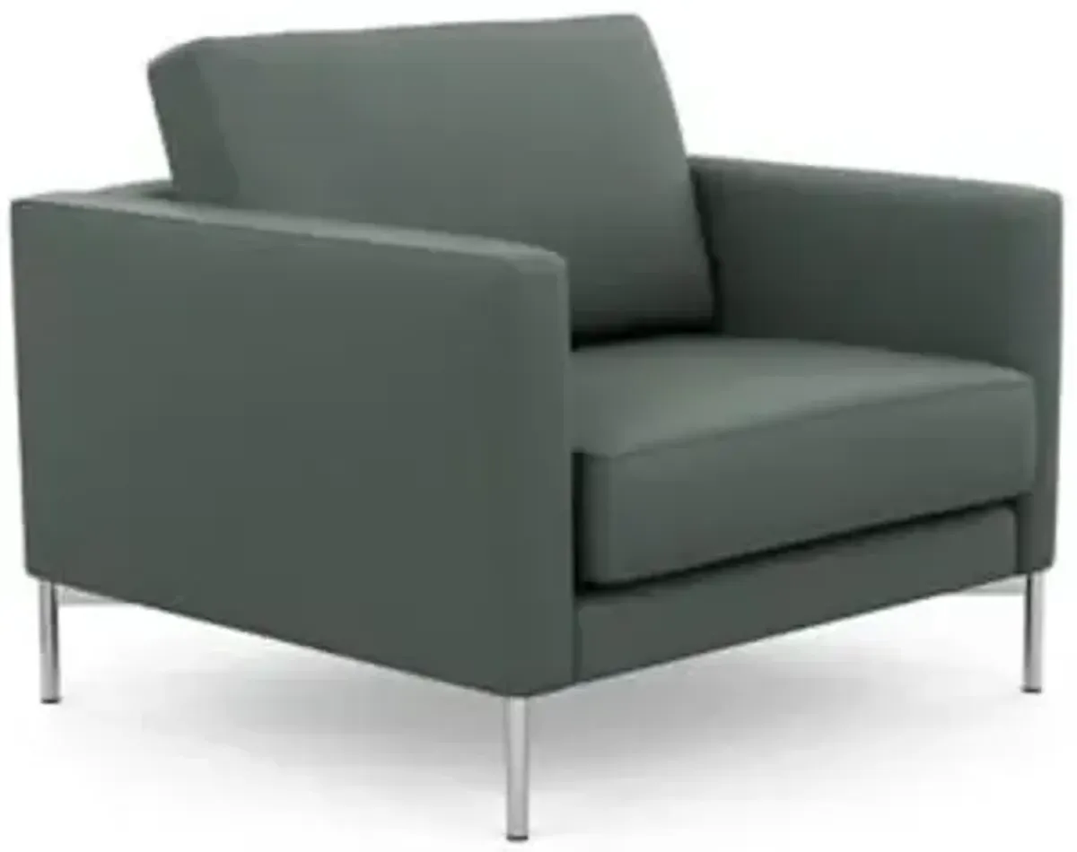 Divina Petite Lounge Chair