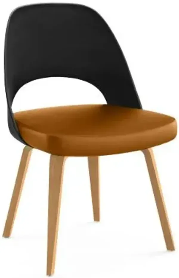 Saarinen Executive Chair Wood Legs, Plastic Back
