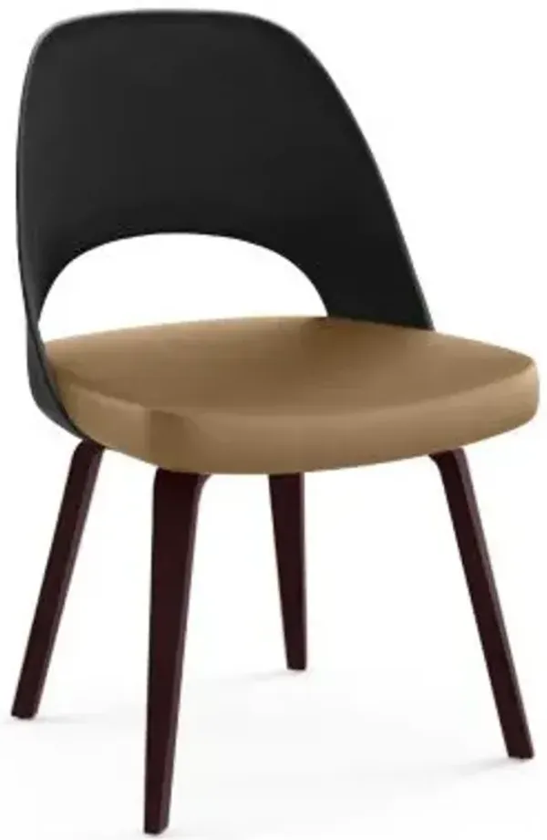 Saarinen Executive Chair Wood Legs, Plastic Back