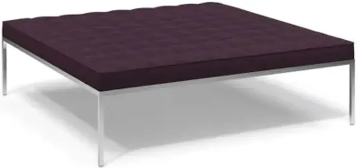 Florence Knoll Relaxed Square Bench