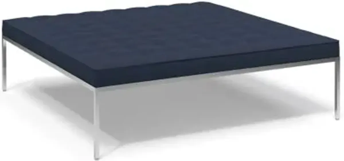 Florence Knoll Relaxed Square Bench