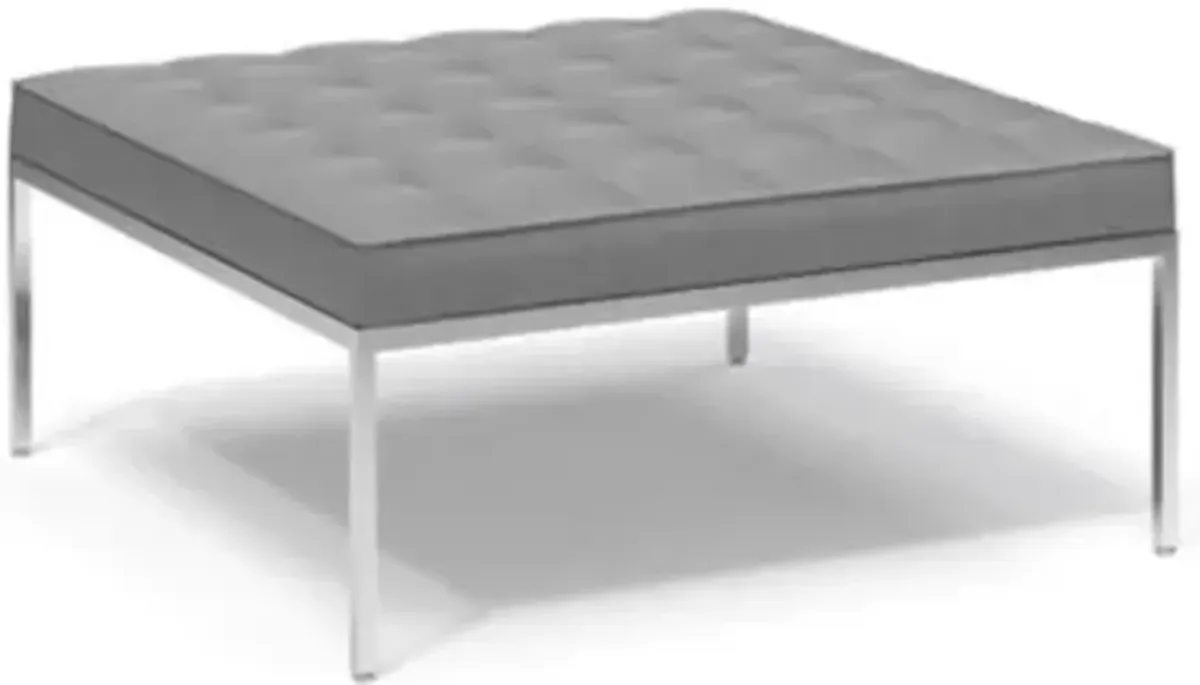 Florence Knoll Relaxed Square Bench