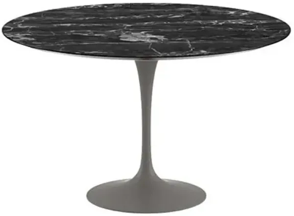 Saarinen Round Dining Tables