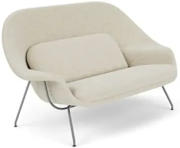 Saarinen Womb Settee