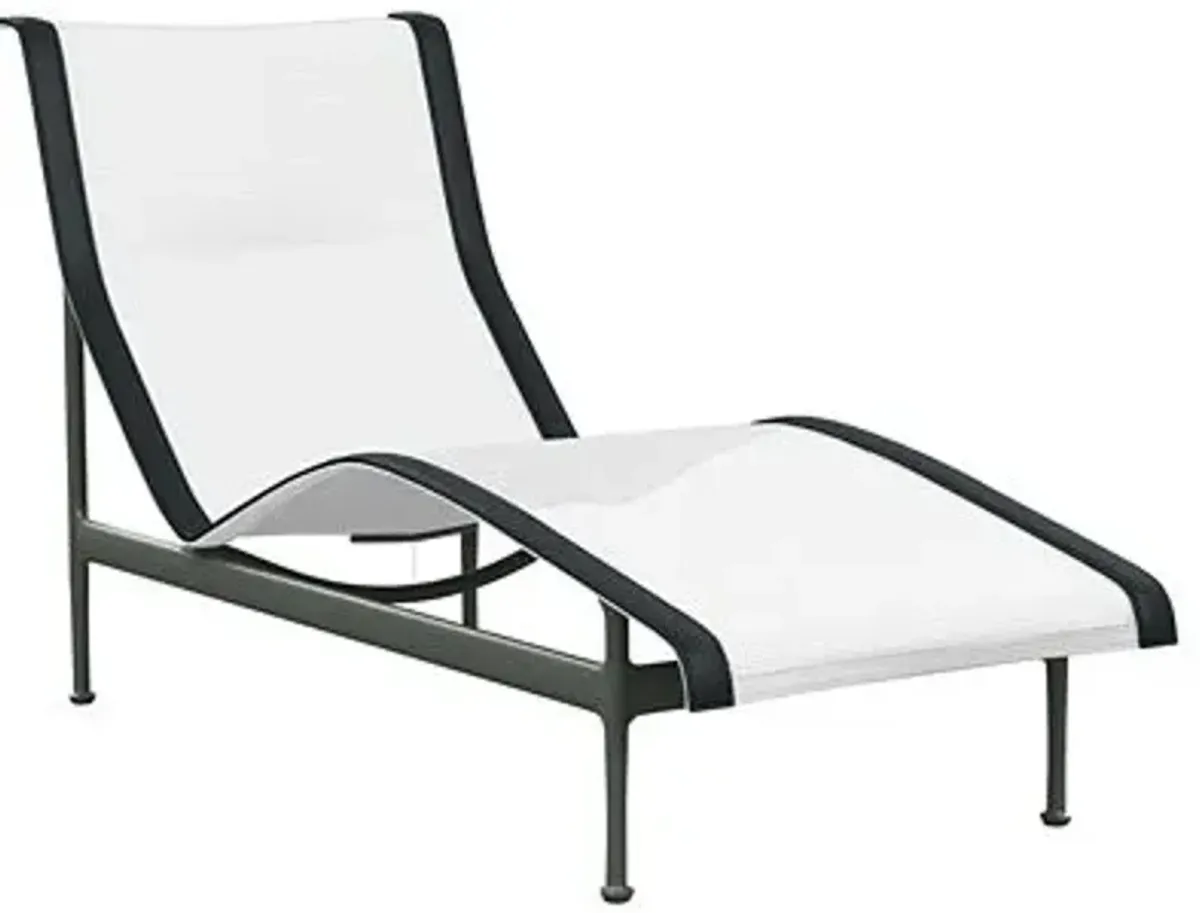 1966 Collection Contour Chaise