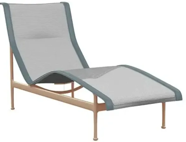 1966 Collection Contour Chaise