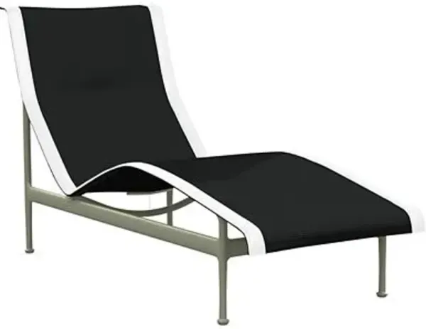 1966 Collection Contour Chaise