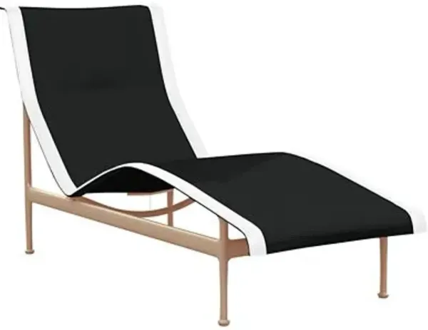 1966 Collection Contour Chaise