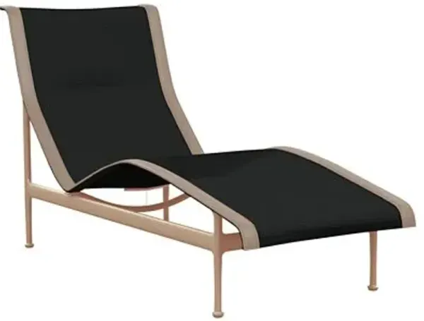 1966 Collection Contour Chaise