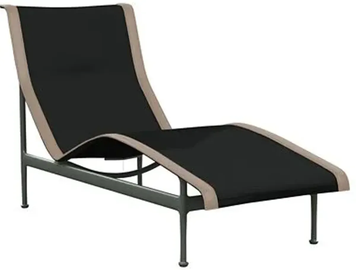 1966 Collection Contour Chaise