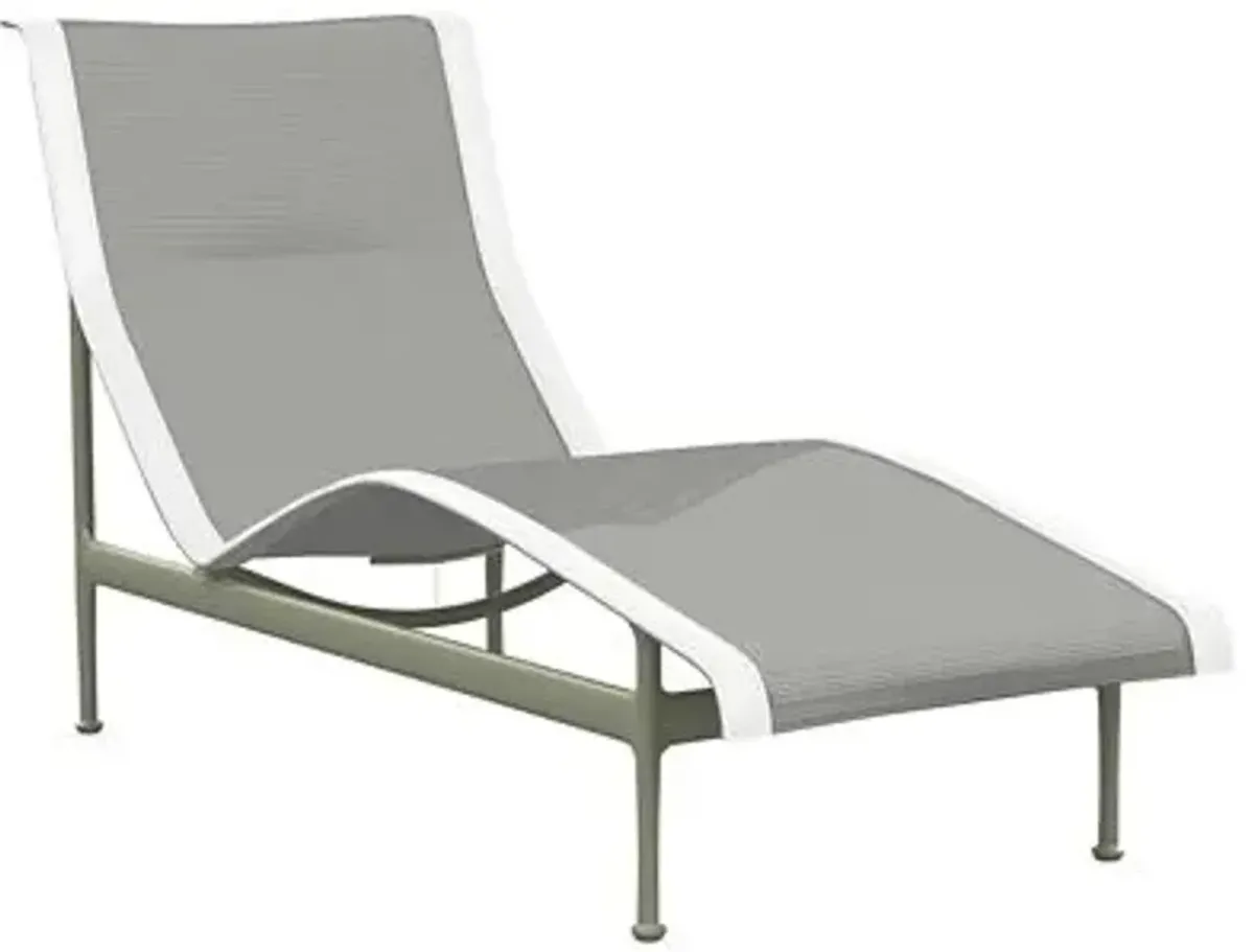 1966 Collection Contour Chaise