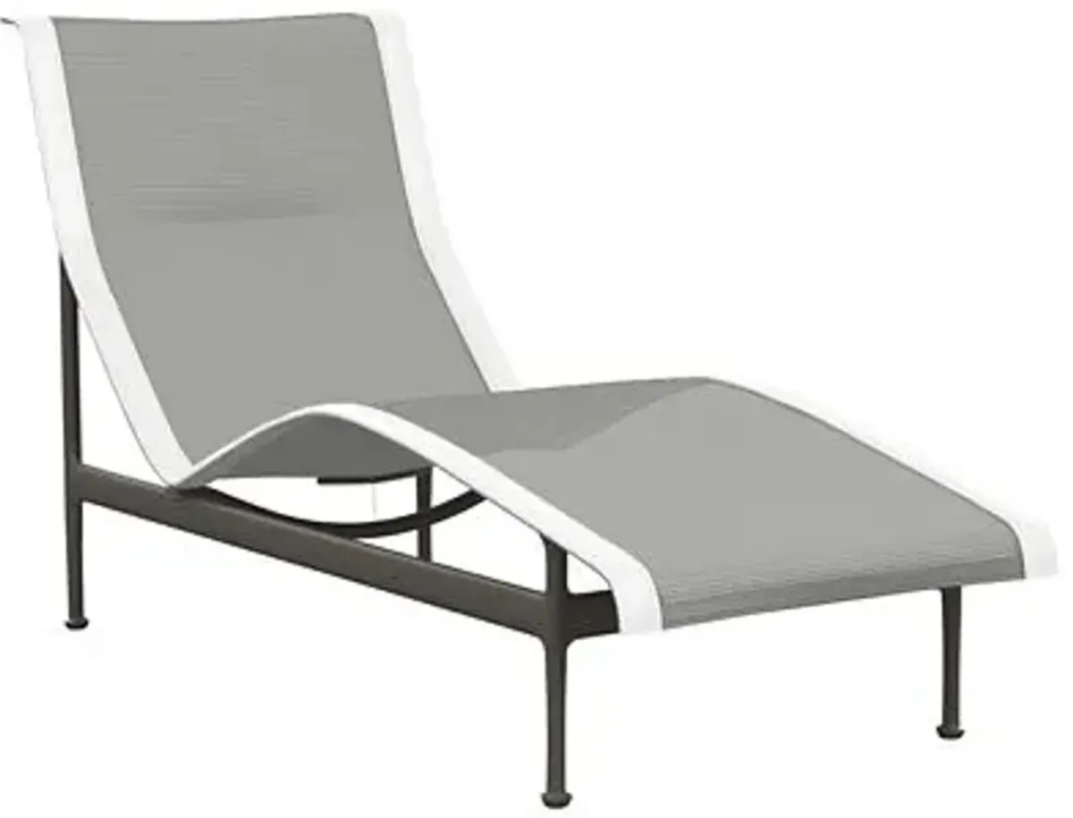 1966 Collection Contour Chaise