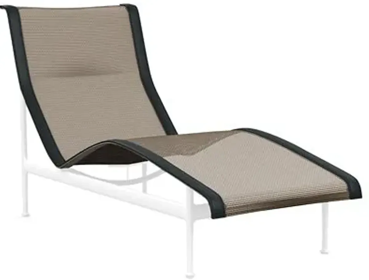 1966 Collection Contour Chaise