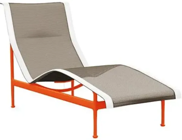 1966 Collection Contour Chaise