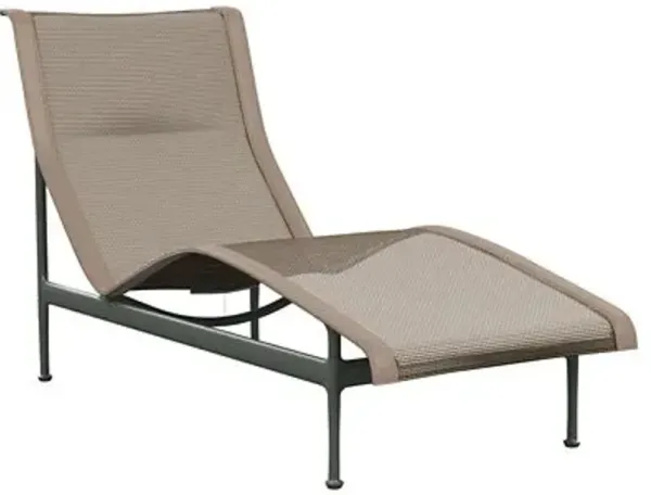 1966 Collection Contour Chaise