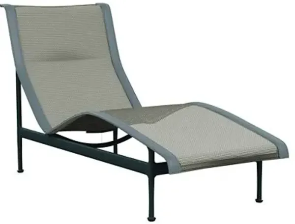 1966 Collection Contour Chaise