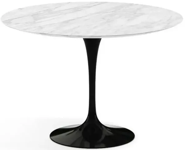 Saarinen Round Dining Tables