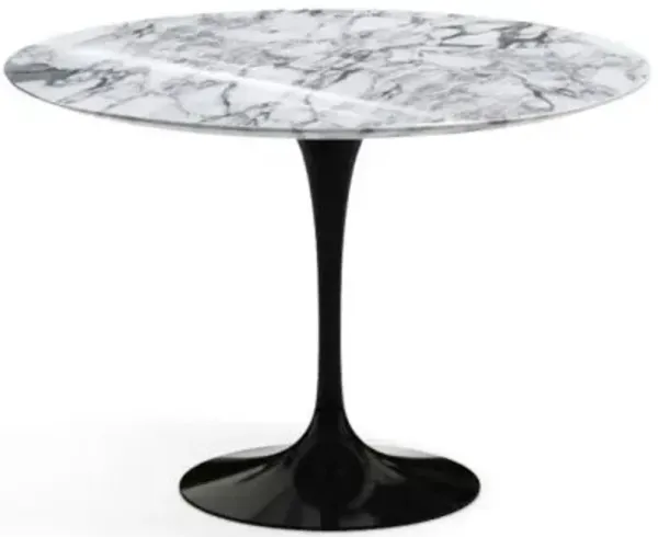 Saarinen Round Dining Tables