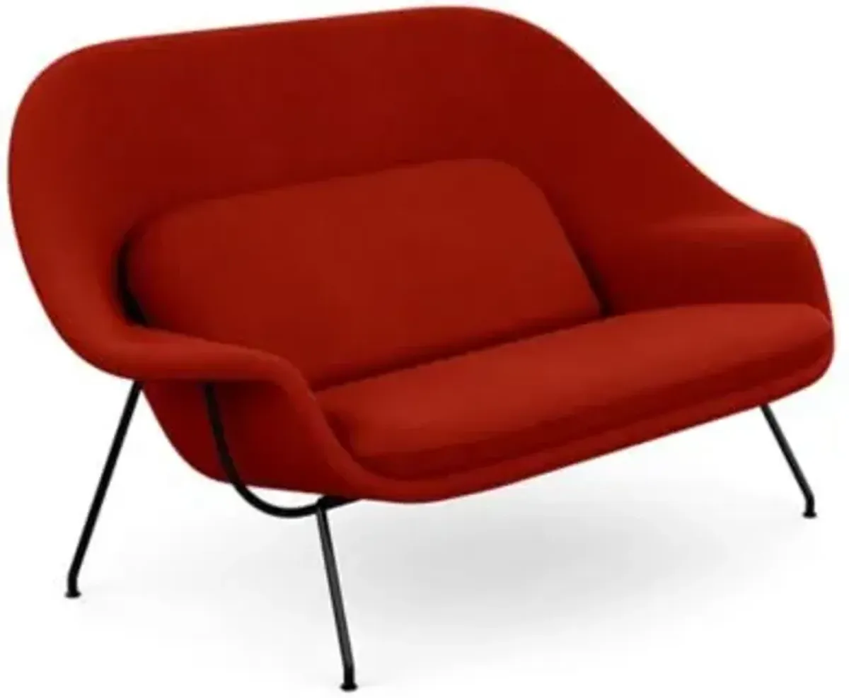 Saarinen Womb Settee