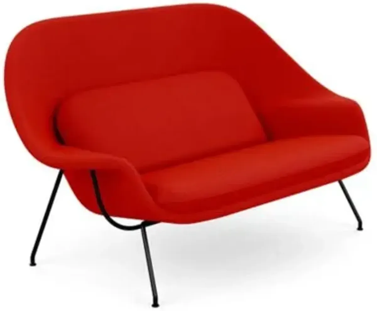 Saarinen Womb Settee