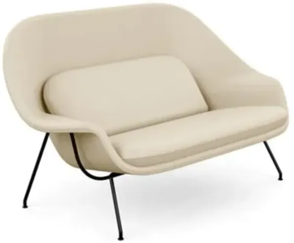 Saarinen Womb Settee