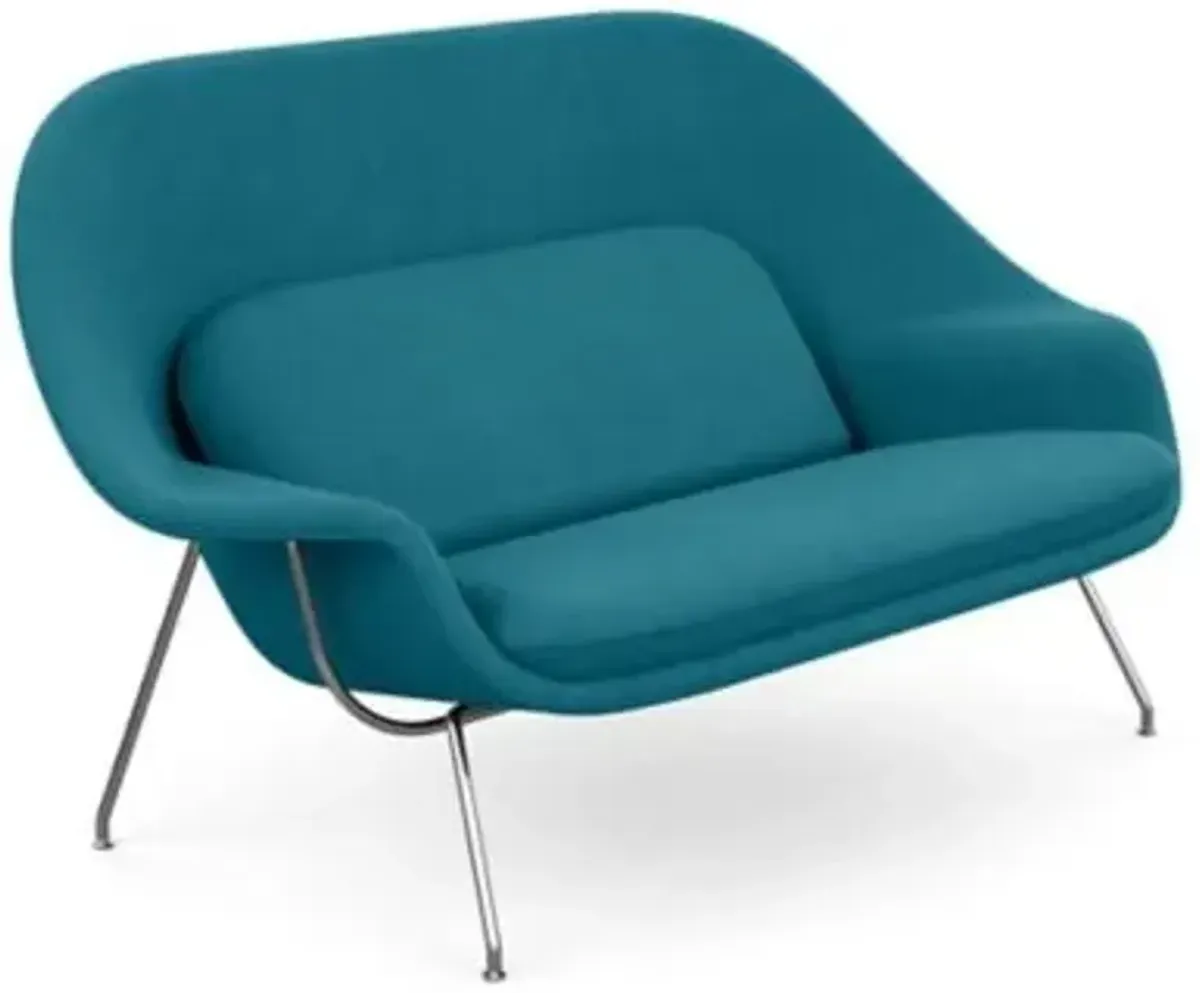 Saarinen Womb Settee