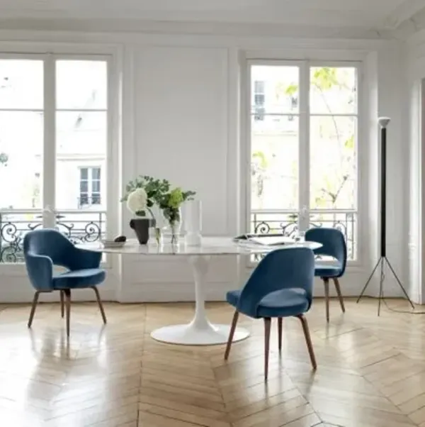 Saarinen Executive Chair with Wood Leg