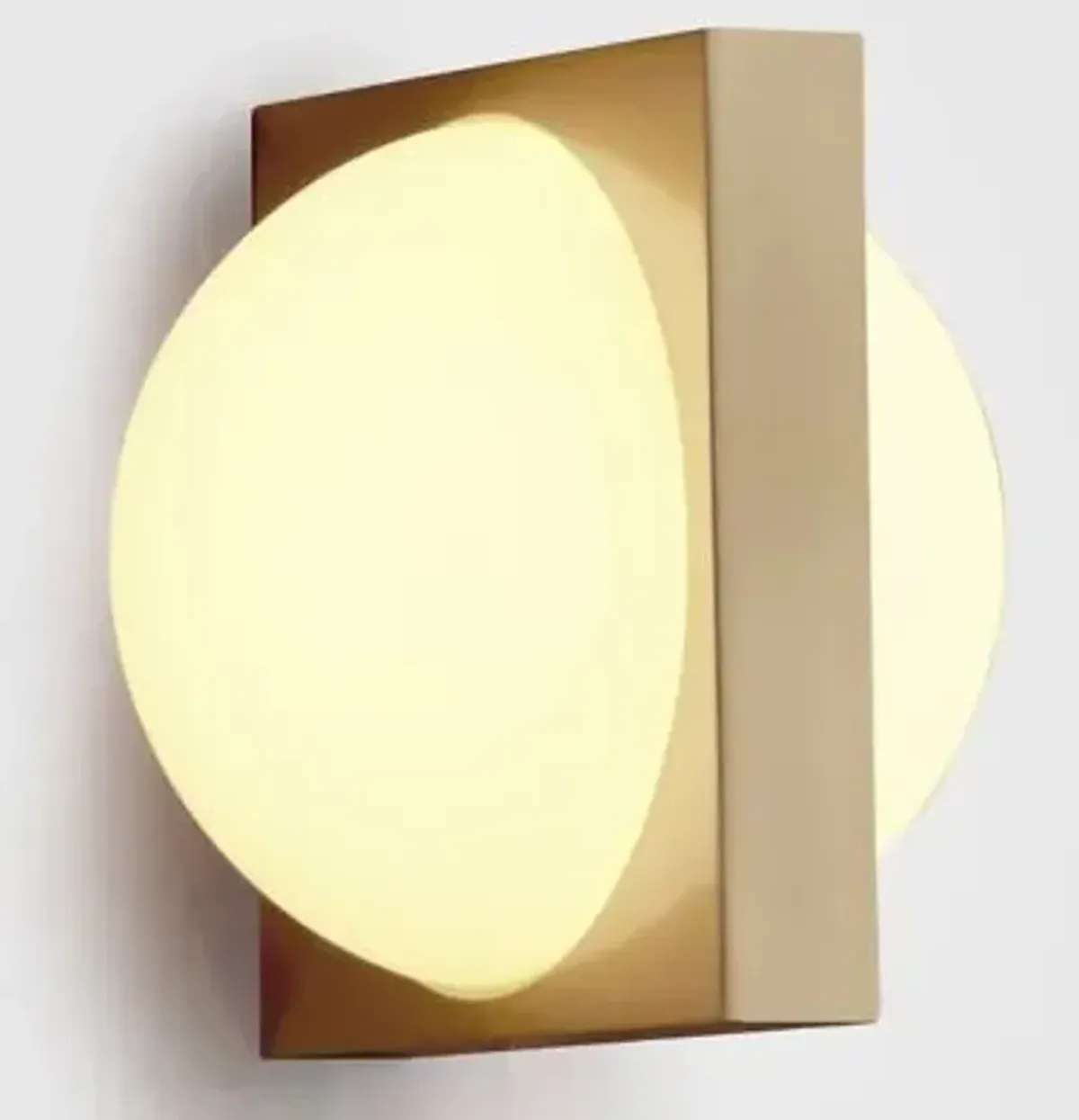 Solstice Wall Sconce