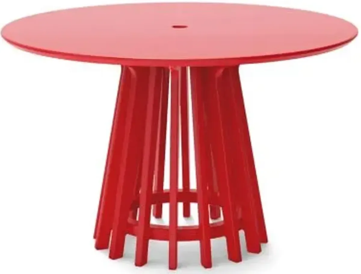 Good Company Outdoor Dining Table