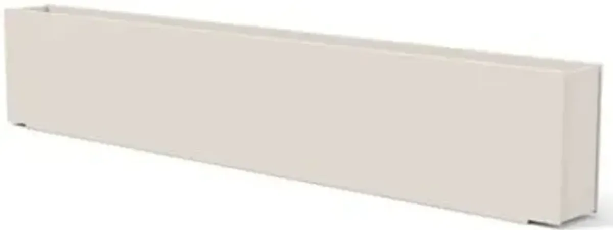 Mondo Outdoor Skinny Planter