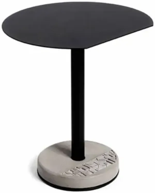 Donut Outdoor Round Cutaway Bistro Table