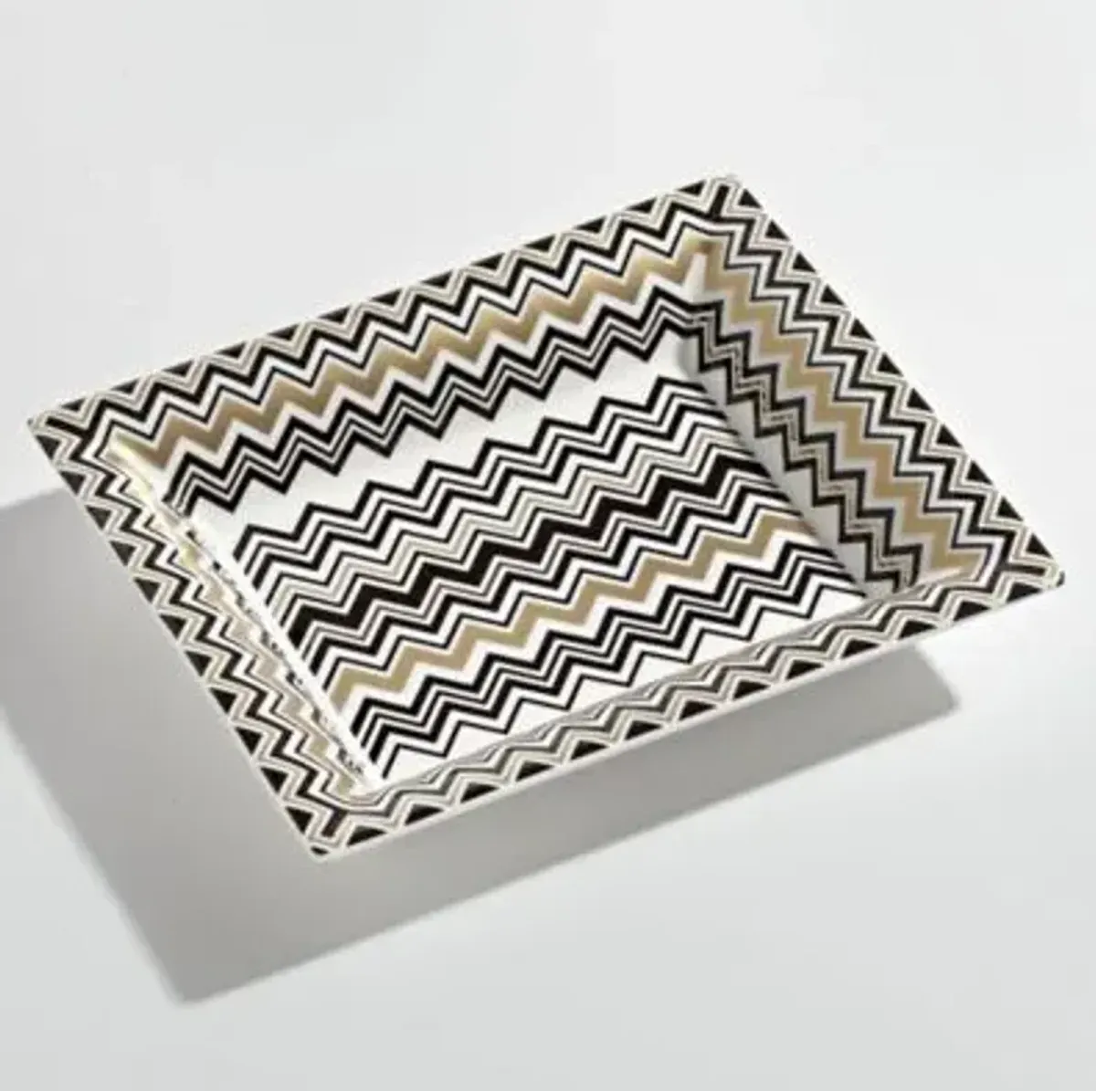 Zig Zag Rectangular Tray in Luxury Box