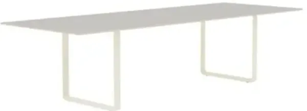 70/70 Table