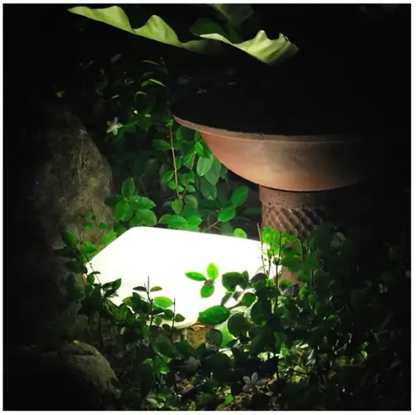 Stones Outdoor Lamp