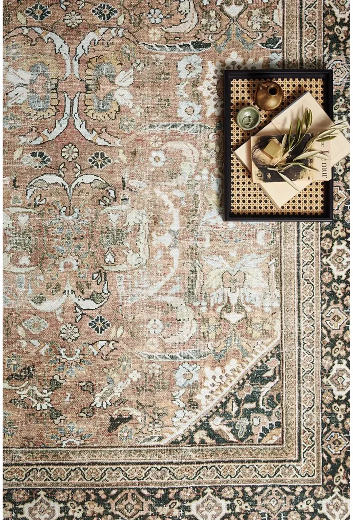 Wynter WYN02 2'6" x 9'6" Rug